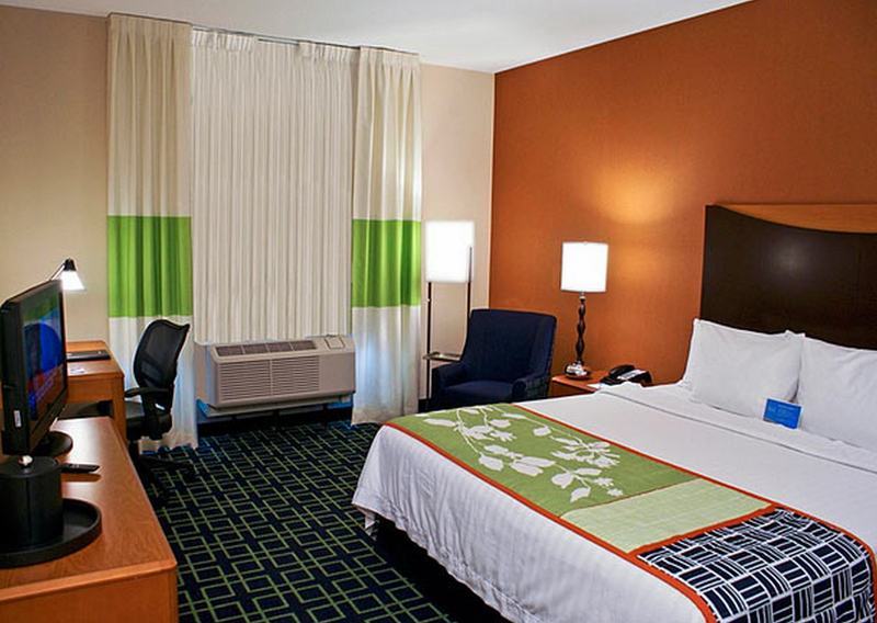 Fairfield Inn & Suites By Marriott Fort Lauderdale Пемброк-Пайнс Экстерьер фото