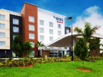 Fairfield Inn & Suites By Marriott Fort Lauderdale Пемброк-Пайнс Экстерьер фото